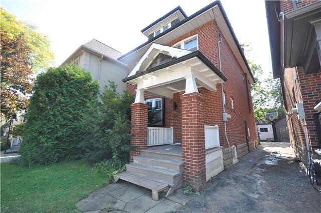 179 Snowdon Ave, House detached with 3 bedrooms, 1 bathrooms and 1 parking in Toronto ON | Image 1