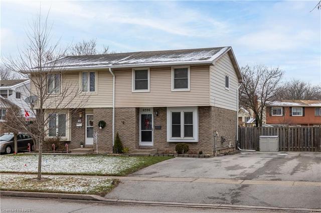 6596 Pitton Road, House semidetached with 3 bedrooms, 2 bathrooms and 4 parking in Niagara Falls ON | Image 1