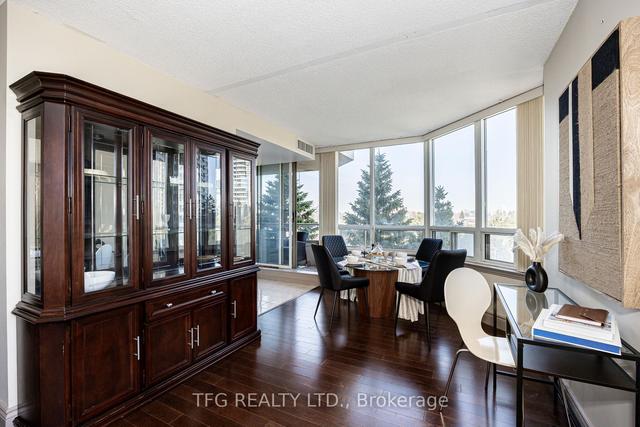 482 - 1 Greystone Walk Dr, Condo with 2 bedrooms, 2 bathrooms and 1 parking in Toronto ON | Image 8