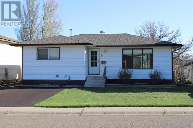 78 Sillak Crescent Se, House detached with 5 bedrooms, 2 bathrooms and 2 parking in Medicine Hat AB | Card Image