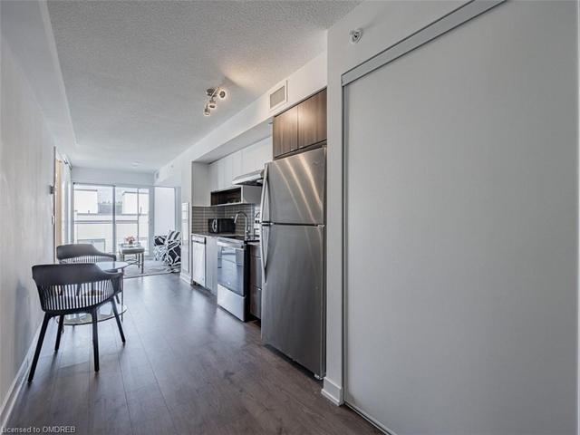 407 - 1117 Cooke Boulevard, House attached with 1 bedrooms, 1 bathrooms and 1 parking in Burlington ON | Image 1