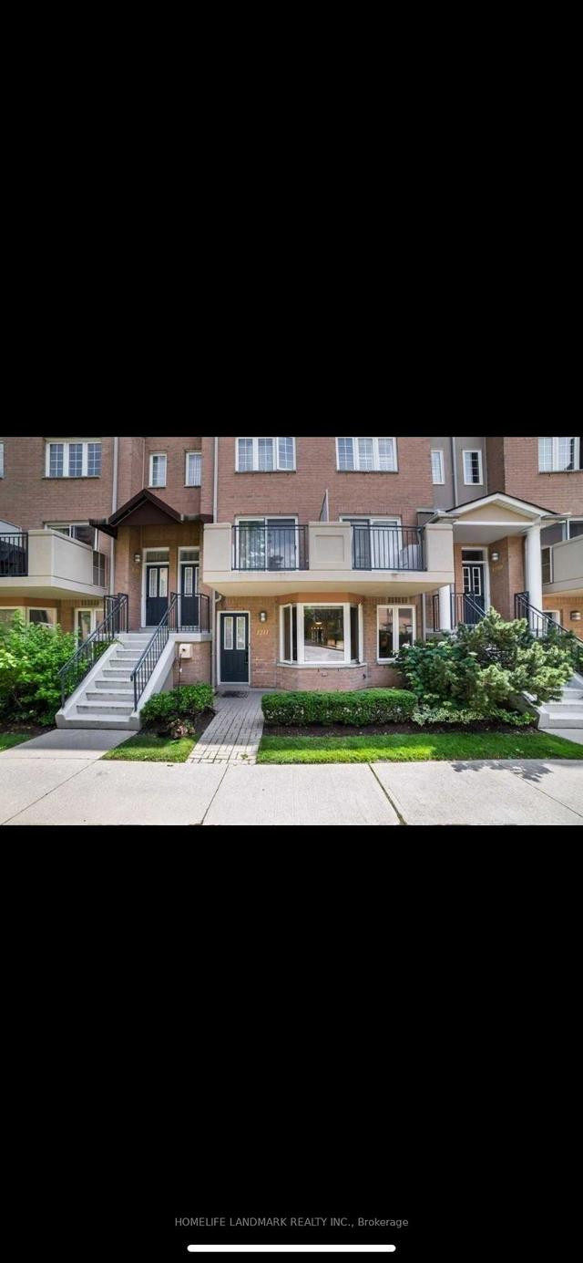 1211 - 28 Sommerset Way, Townhouse with 1 bedrooms, 2 bathrooms and 2 parking in Toronto ON | Image 1