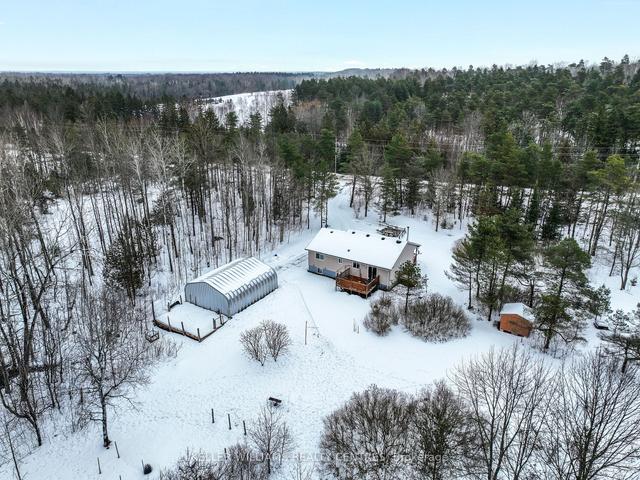 697 Elsinore Rd, House detached with 2 bedrooms, 2 bathrooms and 12 parking in South Bruce Peninsula ON | Image 37