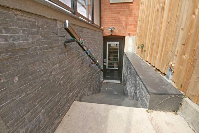 lower - 1053 College St, House detached with 2 bedrooms, 1 bathrooms and 0 parking in Toronto ON | Image 9