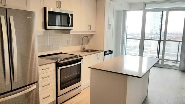 1711 - 7895 Jane St, Condo with 1 bedrooms, 2 bathrooms and 0 parking in Vaughan ON | Image 1