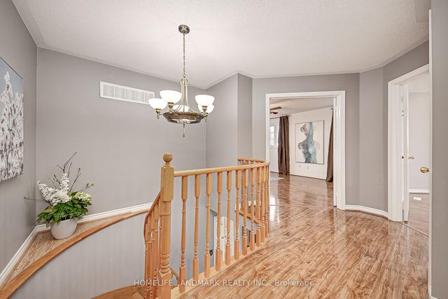 49 Eaglestone Lane, House detached with 4 bedrooms, 3 bathrooms and 6 parking in Barrie ON | Image 8