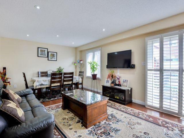 142 Muirland Cres, House detached with 3 bedrooms, 3 bathrooms and 5 parking in Brampton ON | Image 14