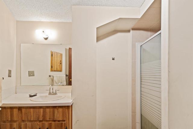 421 34 Avenue Nw, House detached with 5 bedrooms, 2 bathrooms and 2 parking in Calgary AB | Image 24