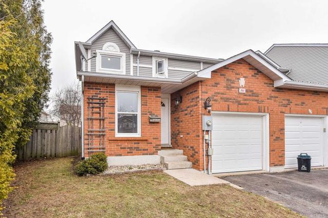 94 Fairgreen Cres, House attached with 2 bedrooms, 2 bathrooms and 3 parking in Cambridge ON | Image 12