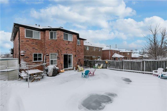 25 Meyer Ave, House detached with 4 bedrooms, 3 bathrooms and 4 parking in Barrie ON | Image 20