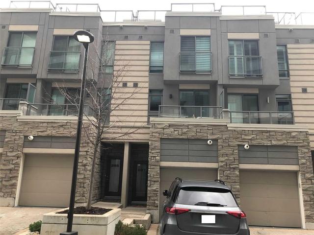 287 South Park Rd, Townhouse with 3 bedrooms, 3 bathrooms and 2 parking in Markham ON | Image 1