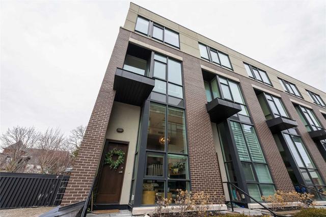 th6 - 2 Bellefair Ave, Townhouse with 3 bedrooms, 4 bathrooms and 1 parking in Toronto ON | Image 1