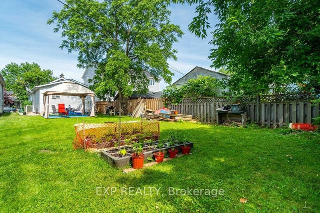 38 Edith St, House detached with 3 bedrooms, 2 bathrooms and 2 parking in St. Catharines ON | Image 10