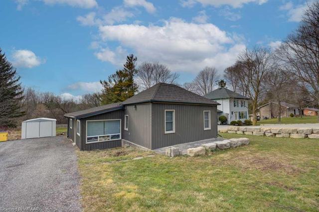 584427 Beachville Road, House detached with 2 bedrooms, 1 bathrooms and 8 parking in South West Oxford ON | Image 1