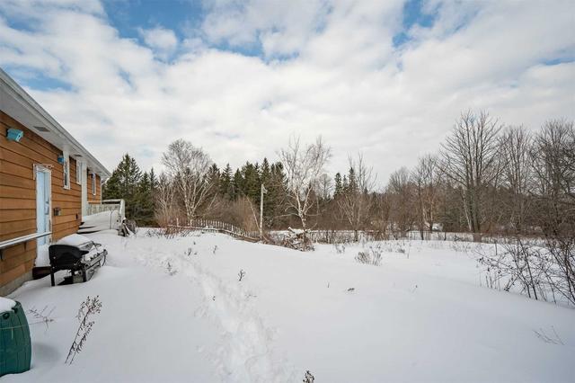 277 Meadowview Rd, House detached with 3 bedrooms, 3 bathrooms and 15 parking in Kawartha Lakes ON | Image 25