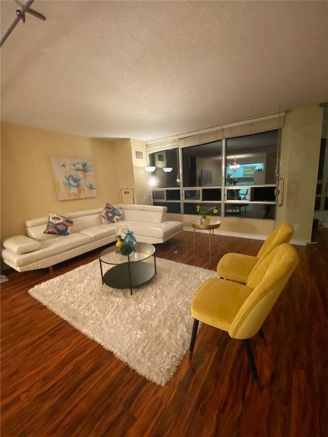 512 - 310 Mill St S, Condo with 2 bedrooms, 2 bathrooms and 1 parking in Brampton ON | Image 12