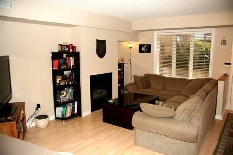 th79 - 208 Niagara St, Townhouse with 1 bedrooms, 1 bathrooms and 1 parking in Toronto ON | Image 3