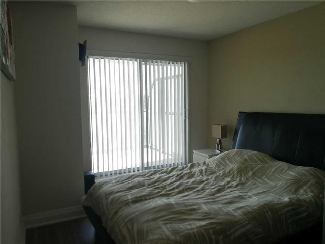 1002 - 1 Uptown Dr, Condo with 2 bedrooms, 2 bathrooms and null parking in Markham ON | Image 2