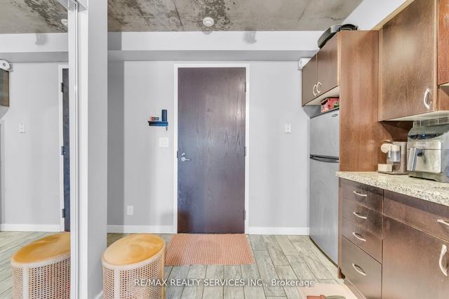 241 - 1005 King St W, Condo with 1 bedrooms, 1 bathrooms and 1 parking in Toronto ON | Image 37