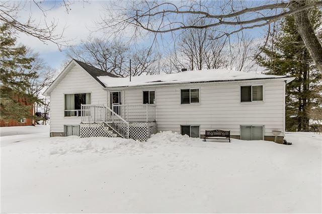 181 Campbell Beach Rd, House detached with 3 bedrooms, 2 bathrooms and 6 parking in Kawartha Lakes ON | Image 3