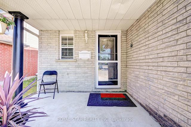 158 Kovac Rd, House detached with 3 bedrooms, 3 bathrooms and 3 parking in Cambridge ON | Image 34