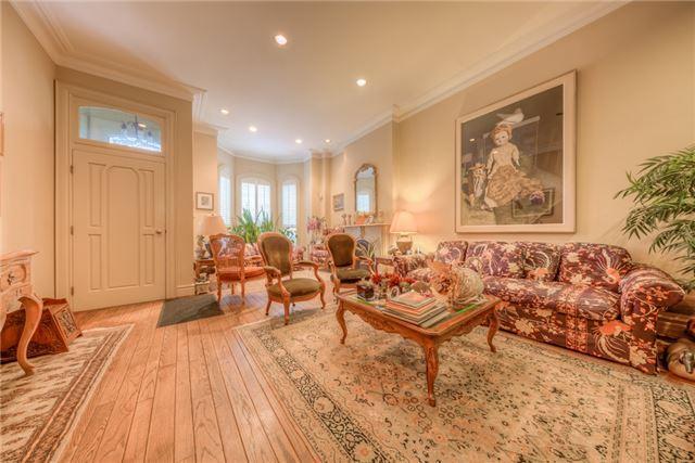 55 Hazelton Ave, House semidetached with 4 bedrooms, 4 bathrooms and 2 parking in Toronto ON | Image 2