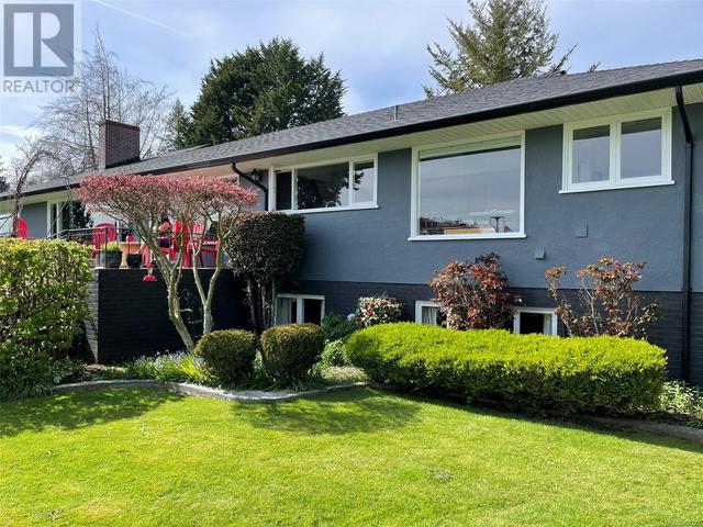 5957 Sooke Rd, House detached with 5 bedrooms, 3 bathrooms and 8 parking in Sooke BC | Image 20