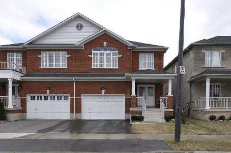 1062 Cumming Blvd, House semidetached with 3 bedrooms, 3 bathrooms and 4 parking in Milton ON | Image 1