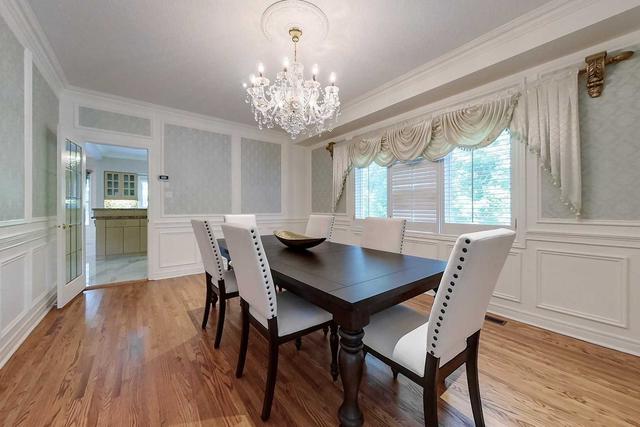 5403 Roanoke Crt, House detached with 6 bedrooms, 4 bathrooms and 12 parking in Mississauga ON | Image 18