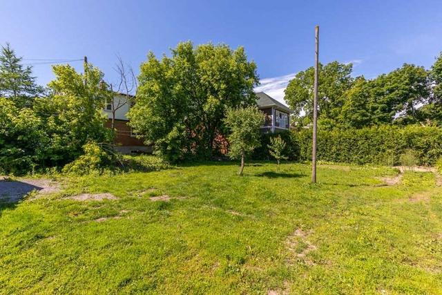591 Park St N, House detached with 3 bedrooms, 1 bathrooms and 6 parking in Peterborough ON | Image 17