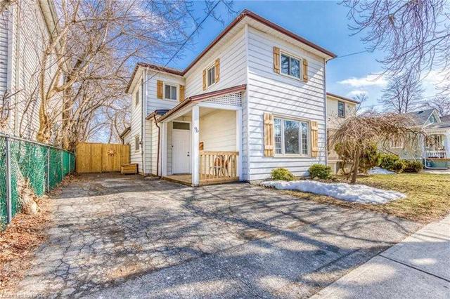 96 Henry St, House detached with 3 bedrooms, 1 bathrooms and 3 parking in St. Catharines ON | Image 1