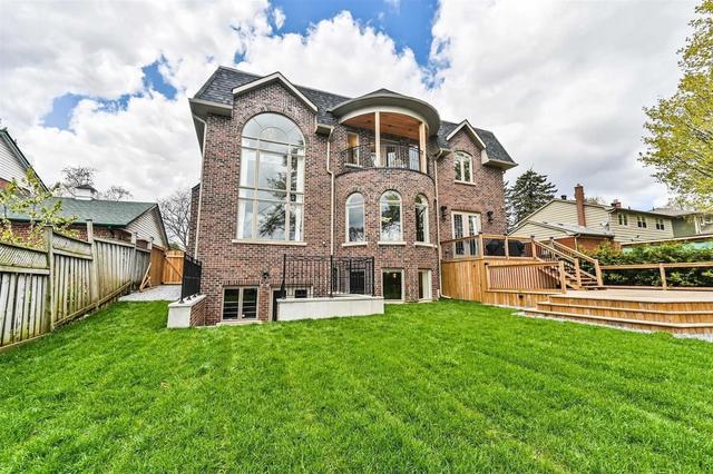 35 Lincoln Green Dr, House detached with 4 bedrooms, 6 bathrooms and 6 parking in Markham ON | Image 32