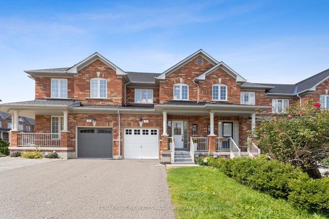 80 Barr Cres, House attached with 3 bedrooms, 4 bathrooms and 3 parking in Aurora ON | Image 1