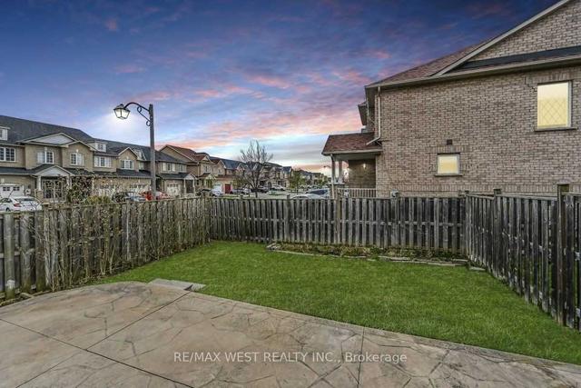 126 Bean Cres, House attached with 4 bedrooms, 4 bathrooms and 3 parking in Ajax ON | Image 30