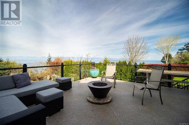 5998 Icarus Dr, House detached with 3 bedrooms, 5 bathrooms and 4 parking in Nanaimo BC | Image 62
