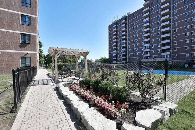 1218 - 1625 Bloor St, Condo with 2 bedrooms, 2 bathrooms and 1 parking in Mississauga ON | Image 18