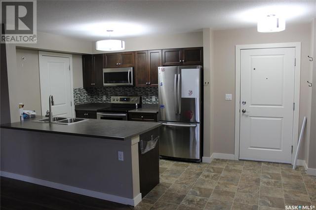 406 - 304 Petterson Drive, Condo with 2 bedrooms, 2 bathrooms and null parking in Estevan SK | Image 3