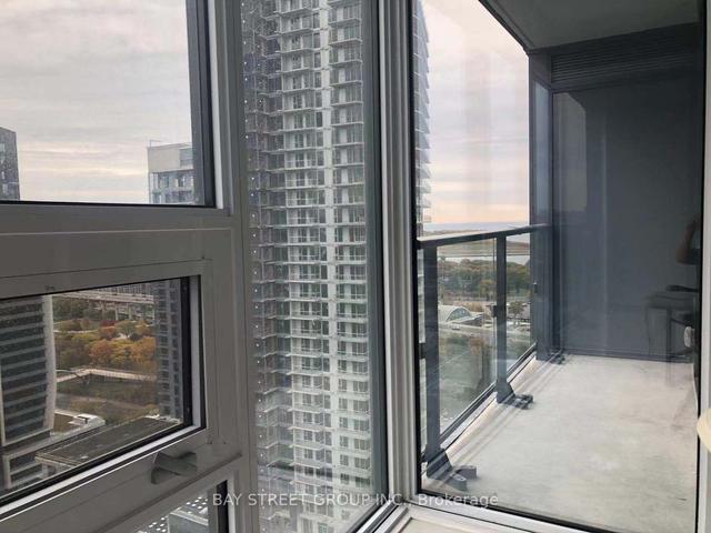 2621 - 19 Western Battery Rd N, Condo with 1 bedrooms, 2 bathrooms and 0 parking in Toronto ON | Image 2