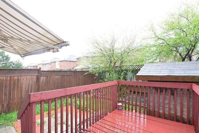 7 Kimberley Cres, Townhouse with 3 bedrooms, 4 bathrooms and 2 parking in Brampton ON | Image 19
