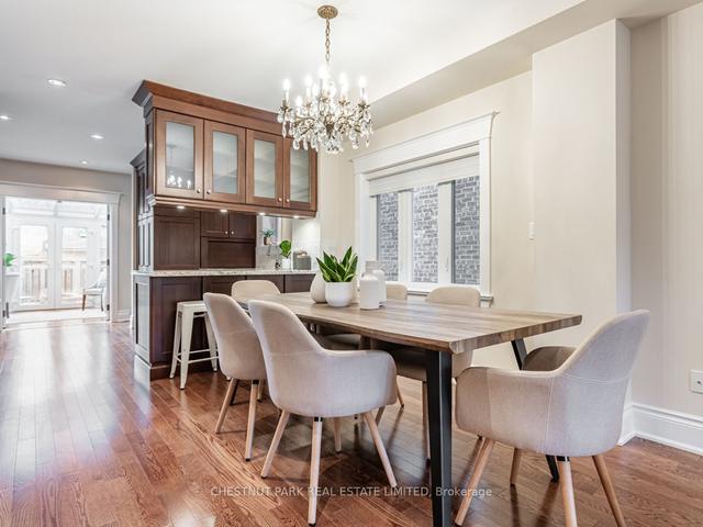 18 Taunton Rd, House semidetached with 2 bedrooms, 2 bathrooms and 1 parking in Toronto ON | Image 25