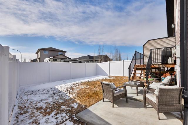 103 Hamptons Way Se, Home with 3 bedrooms, 3 bathrooms and 4 parking in Medicine Hat AB | Image 27