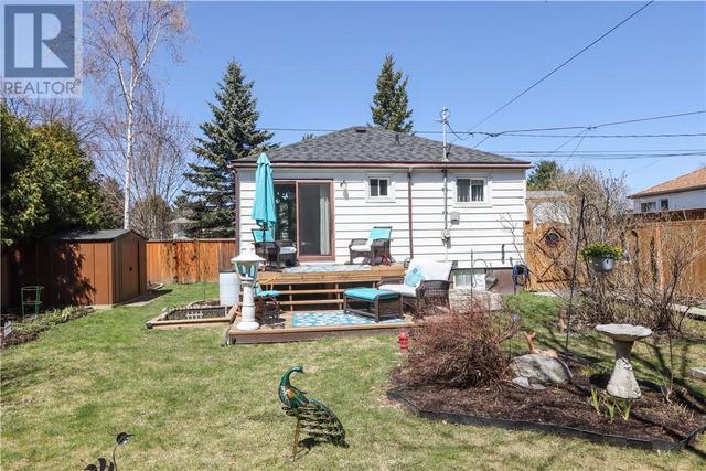 209 Third Avenue, House detached with 2 bedrooms, 1 bathrooms and null parking in Greater Sudbury ON | Image 24