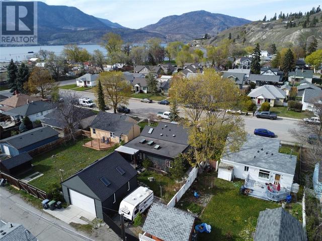 549 Okanagan Boulevard, House detached with 2 bedrooms, 2 bathrooms and 2 parking in Kelowna BC | Image 3