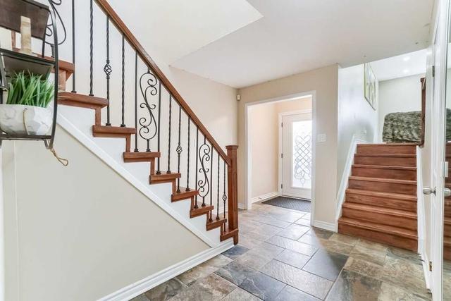 11 Adam St, House detached with 3 bedrooms, 4 bathrooms and 6 parking in Brampton ON | Image 22