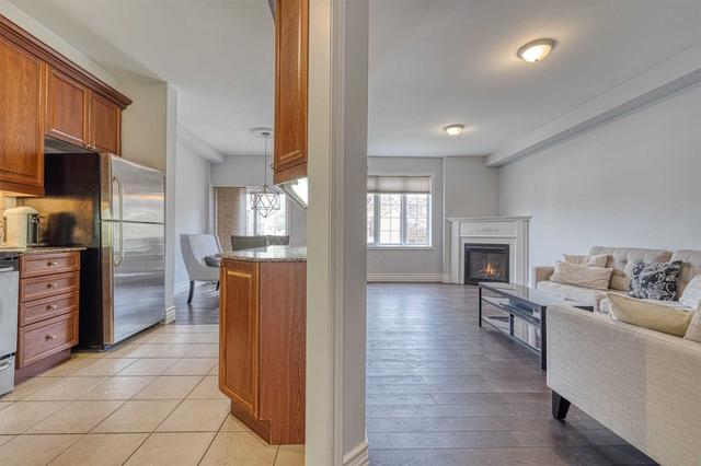 6 - 2410 Woodward Ave, Townhouse with 3 bedrooms, 3 bathrooms and 2 parking in Burlington ON | Image 34