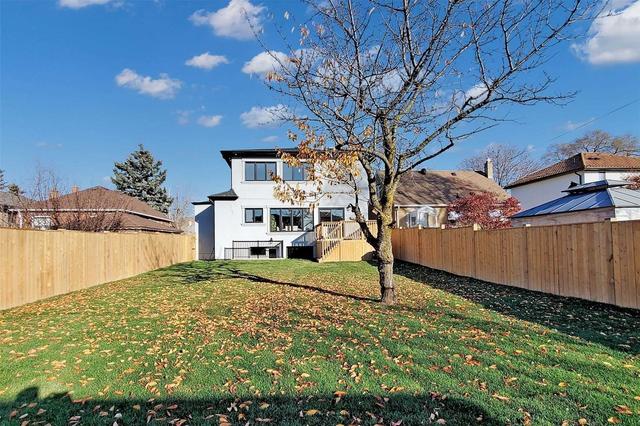274 Cornelius Pkwy, House detached with 4 bedrooms, 5 bathrooms and 4 parking in Toronto ON | Image 32