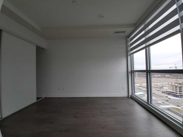 2203 - 2 Sonic Way, Condo with 1 bedrooms, 1 bathrooms and 1 parking in Toronto ON | Image 10