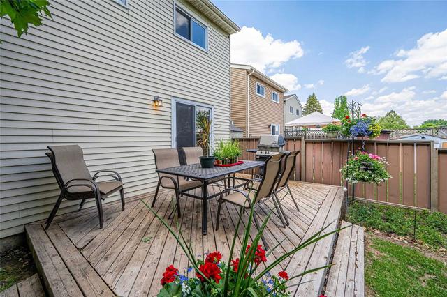 81 Timberlane Cres, House detached with 3 bedrooms, 2 bathrooms and 2 parking in Kitchener ON | Image 25