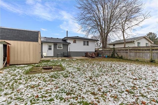 770 Cardiff Drive, House detached with 4 bedrooms, 2 bathrooms and 4 parking in Sarnia ON | Image 27