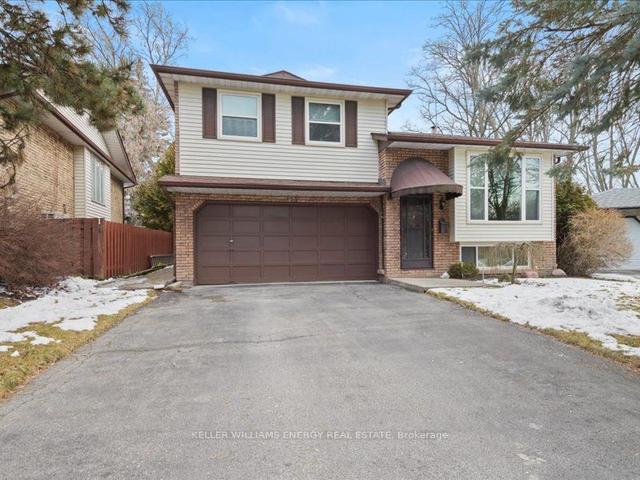 733 Tarn Crt, House detached with 3 bedrooms, 3 bathrooms and 6 parking in Oshawa ON | Image 1